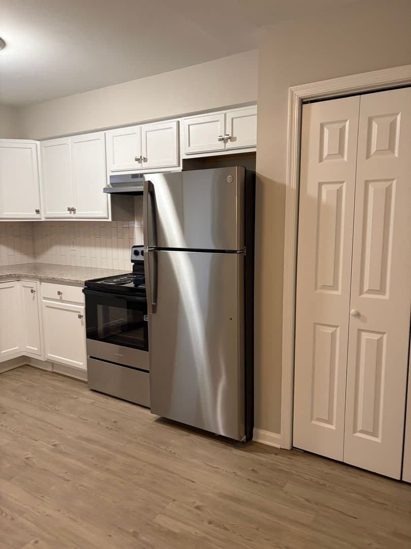 Raleigh Apartment: 5312 Grovewood Place