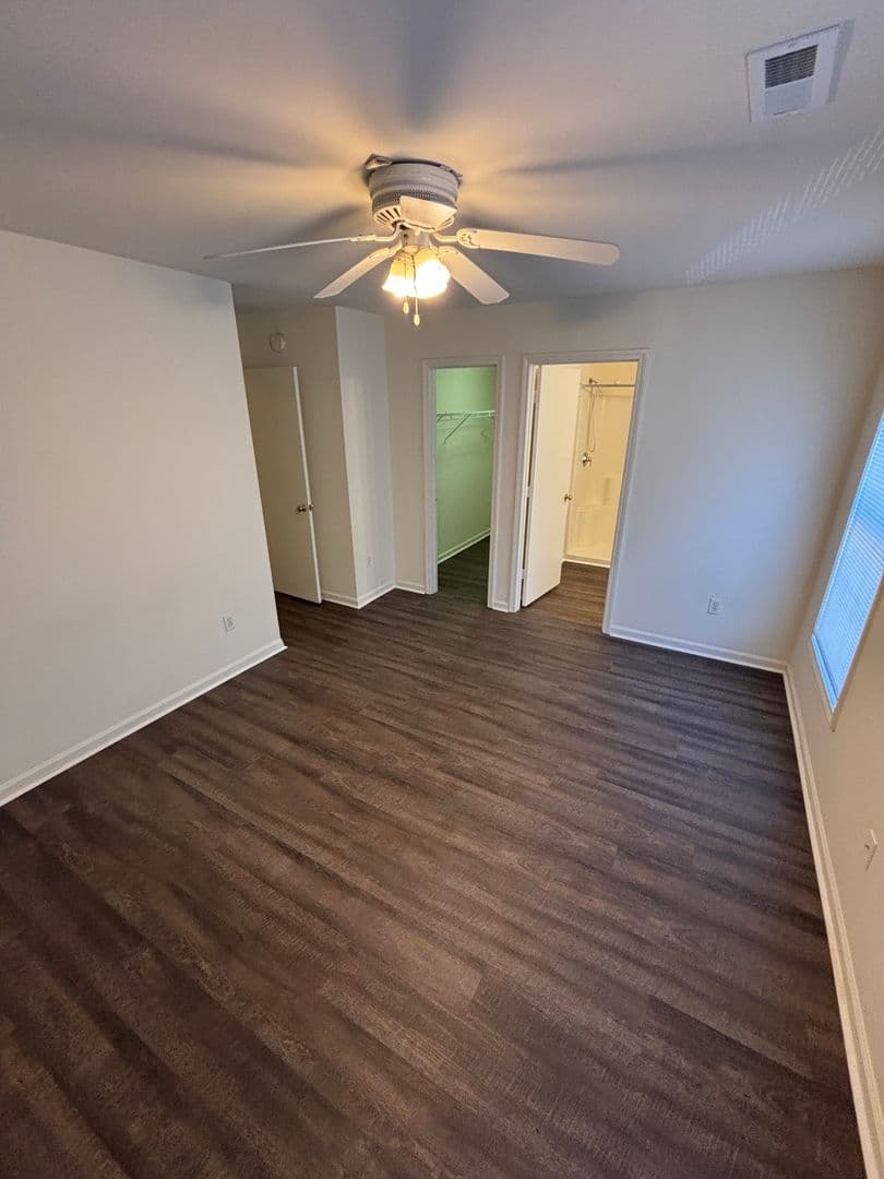 Raleigh Apartment: 1003 Lorimer Road