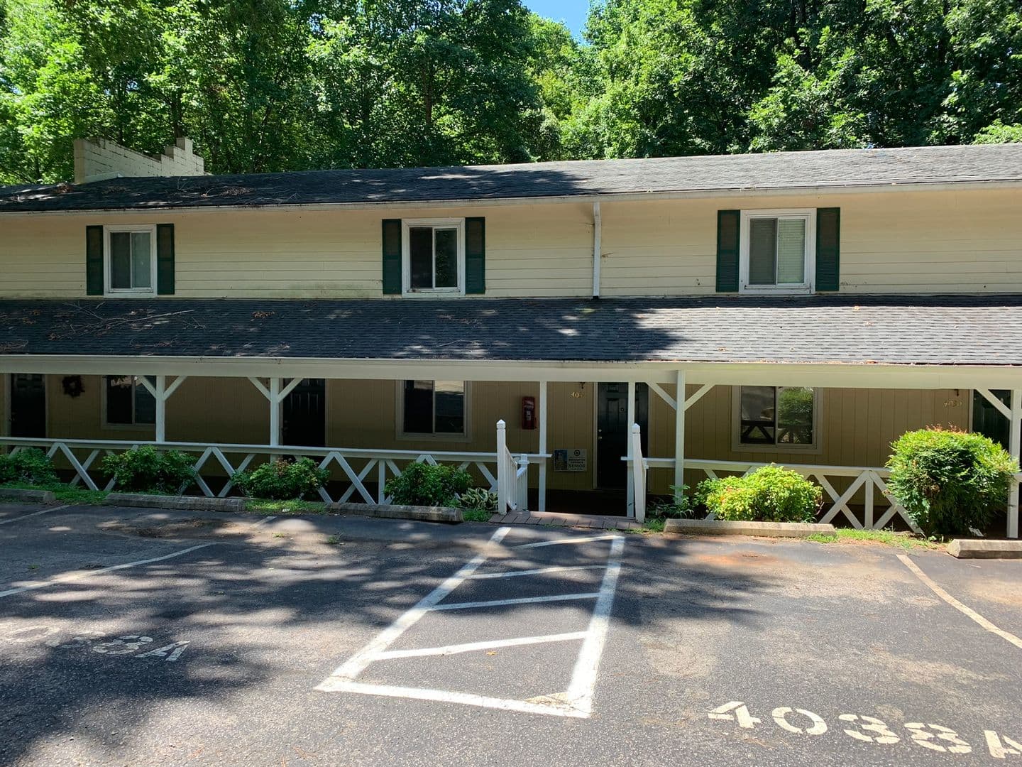 Raleigh Apartment: 4030-4042 Arckelton Drive