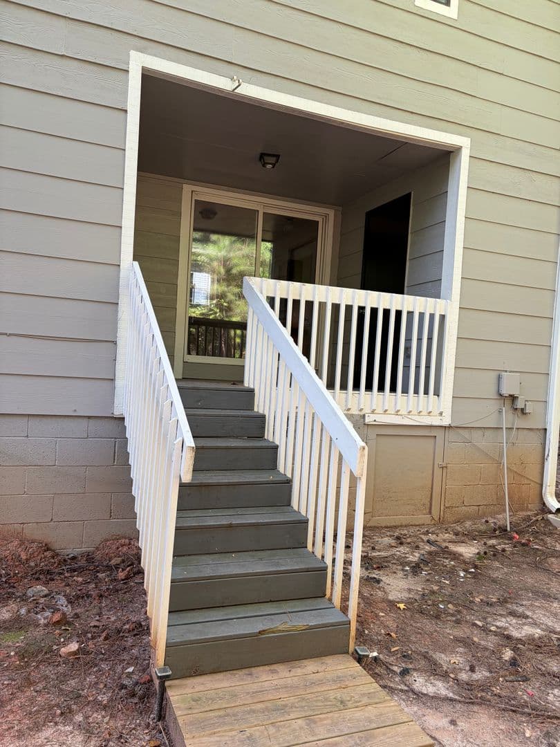 Raleigh Apartment: 7301 Leesville Road