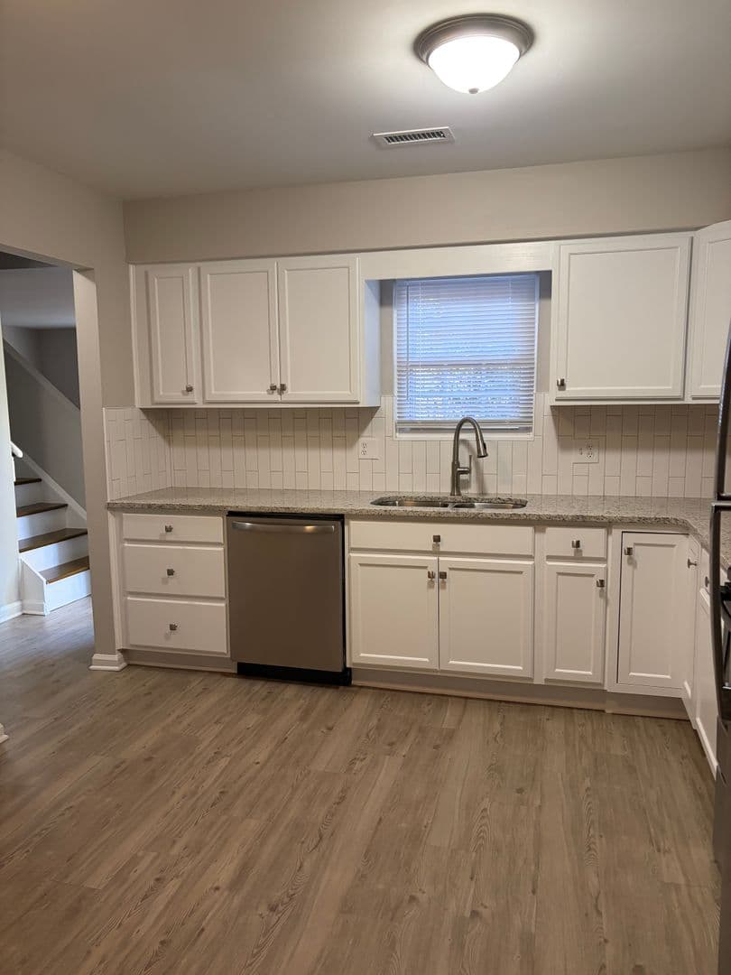 Raleigh Apartment: 5312 Grovewood Place