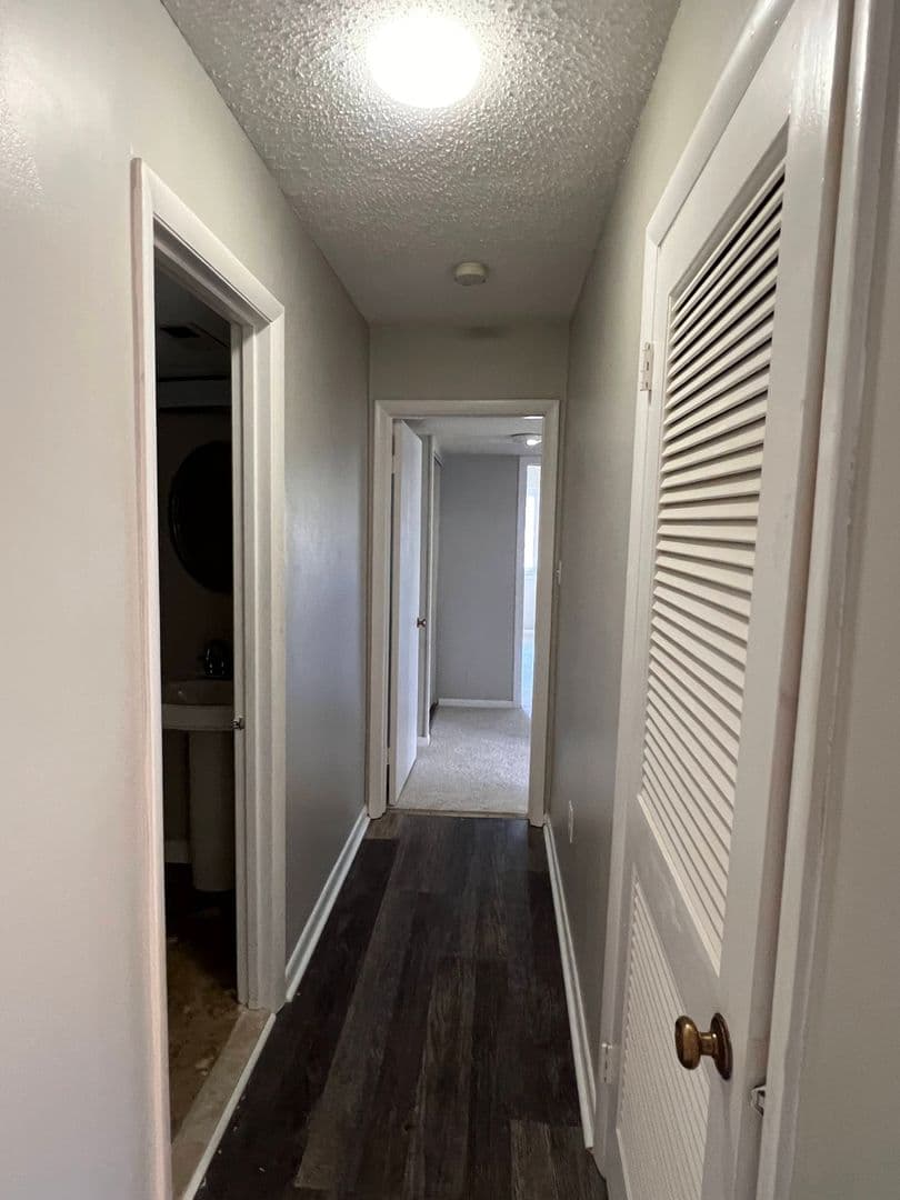 Raleigh Condo: 4519-B Edwards Mill Road