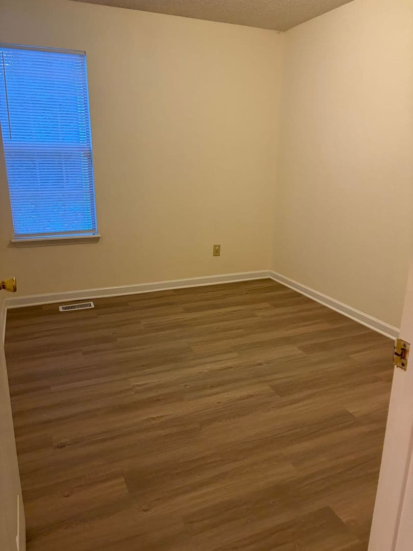 Raleigh House: 4013 Old Coach Road