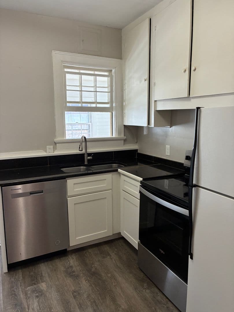 Raleigh Apartment: 815 W Johnson Street