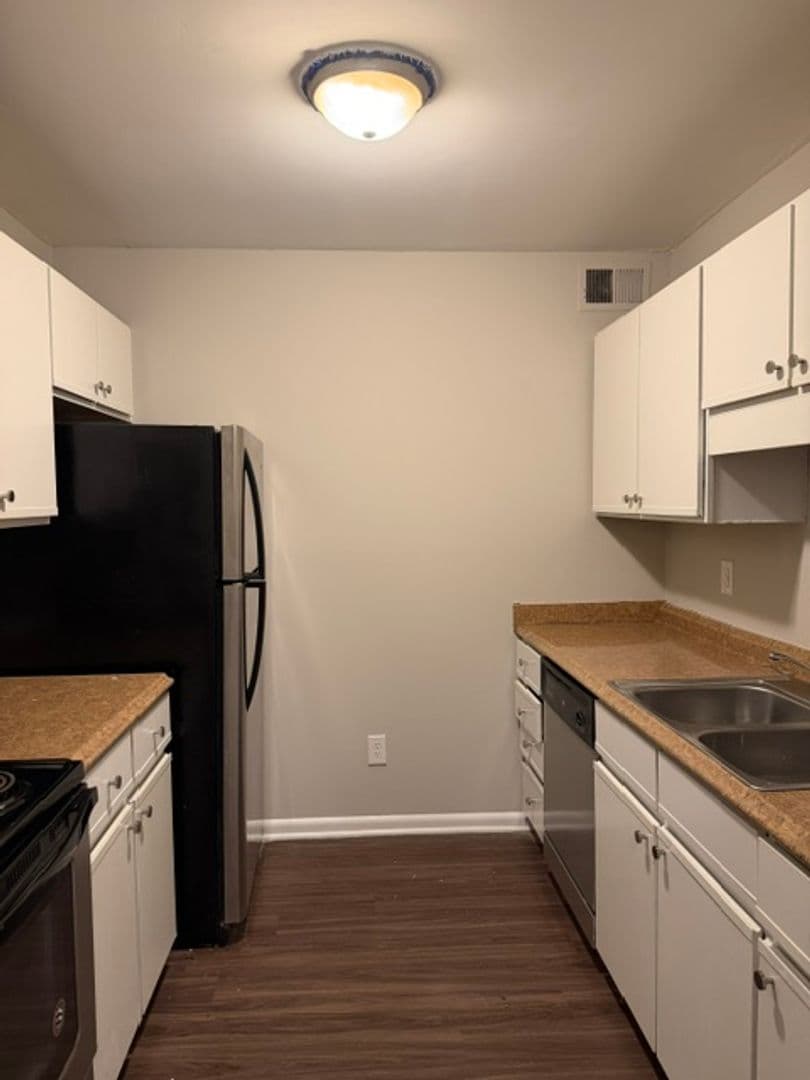 Cary Apartment: Ashton Woods