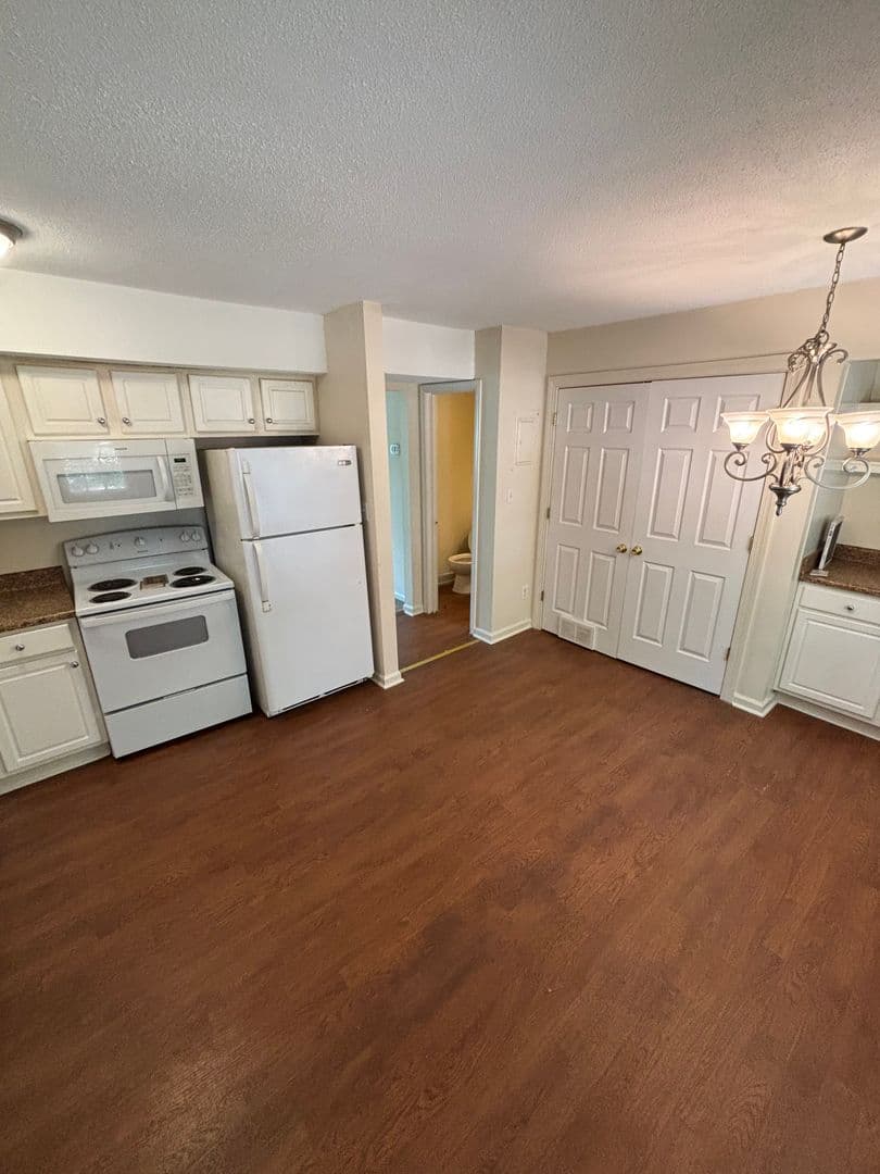 Raleigh Apartment: 200 Buck Jones Road