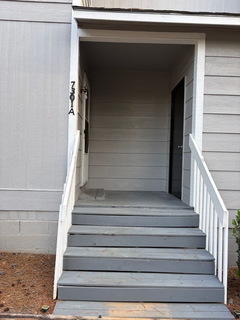 Raleigh Apartment: 7301 Leesville Road