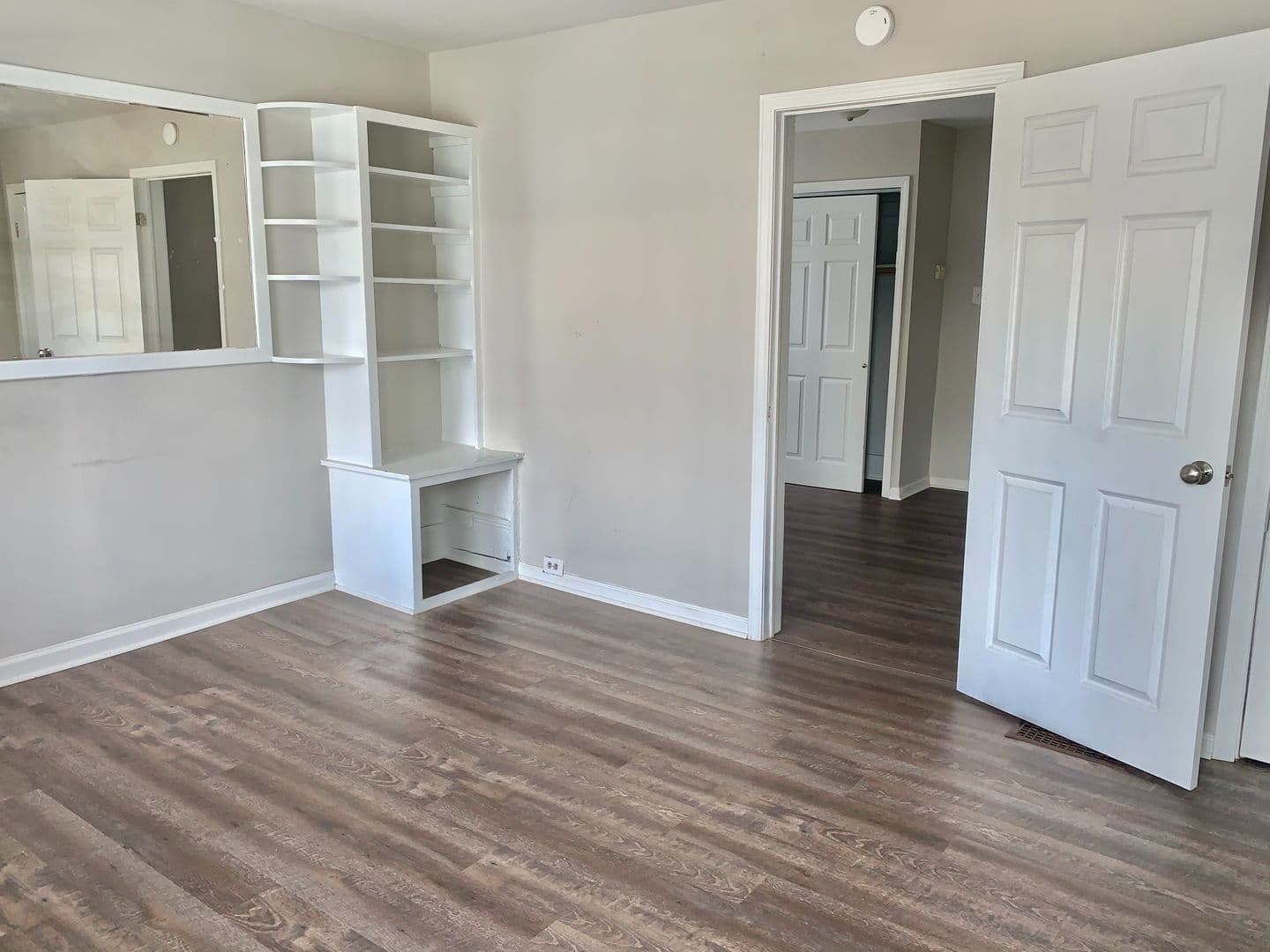 Raleigh Apartment: 2402 Everett Avenue