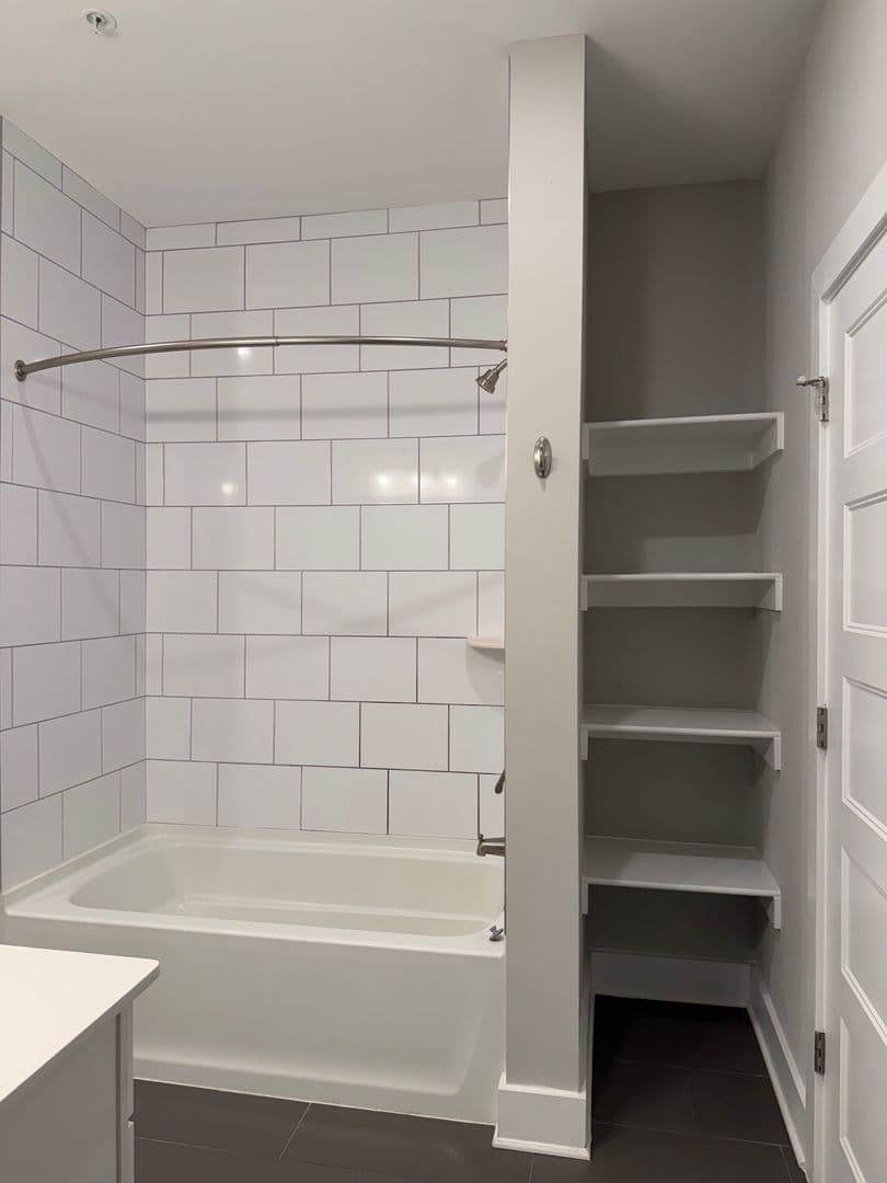 Cary Apartment: 400 E Chatham Street