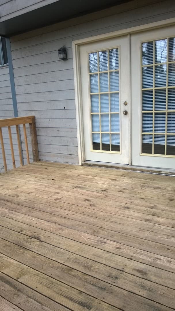 Raleigh Apartment: 552, 554 & 556 Brent Road