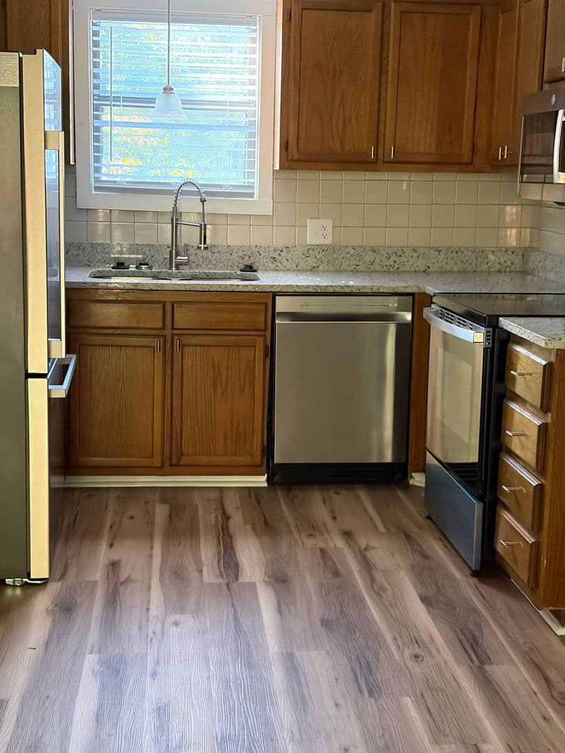 Raleigh Apartment: 7301 Leesville Road