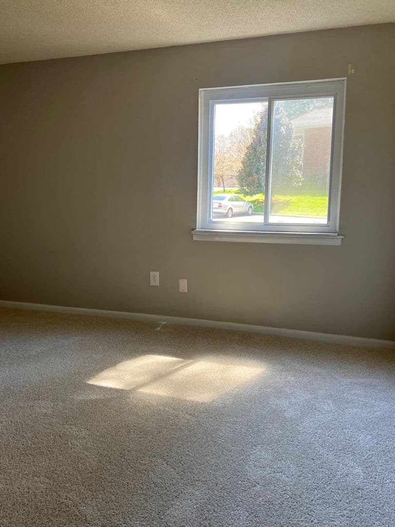 Raleigh Condo: 4519-B Edwards Mill Road