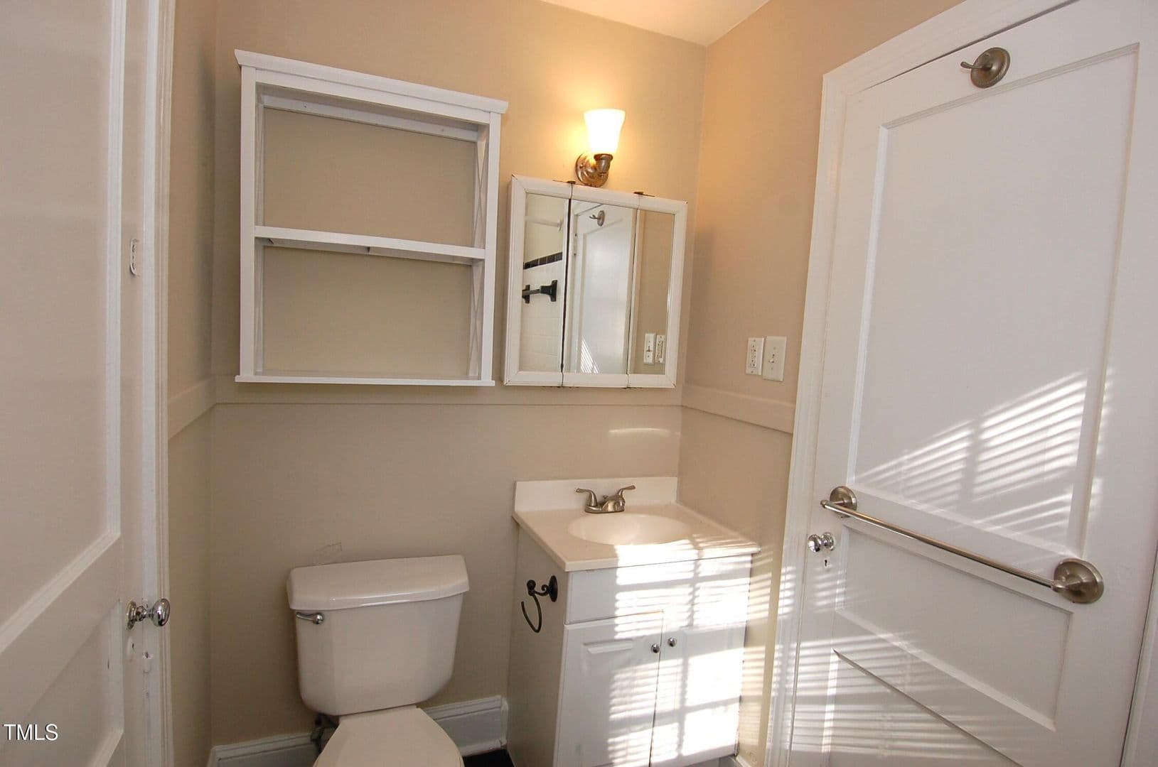 Raleigh Apartment: 3206 Ruffin Street