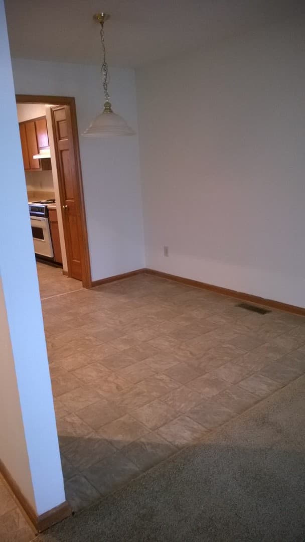 Raleigh Apartment: 552, 554 & 556 Brent Road