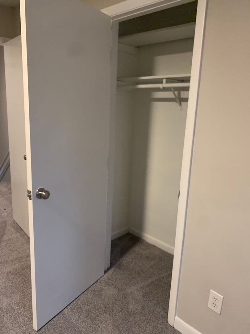 Raleigh Apartment: 4808 Wallingford Drive