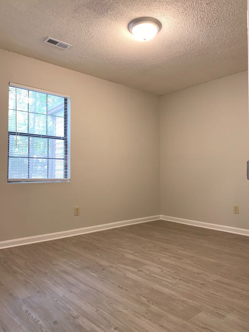 Raleigh Apartment: 5312 Grovewood Place
