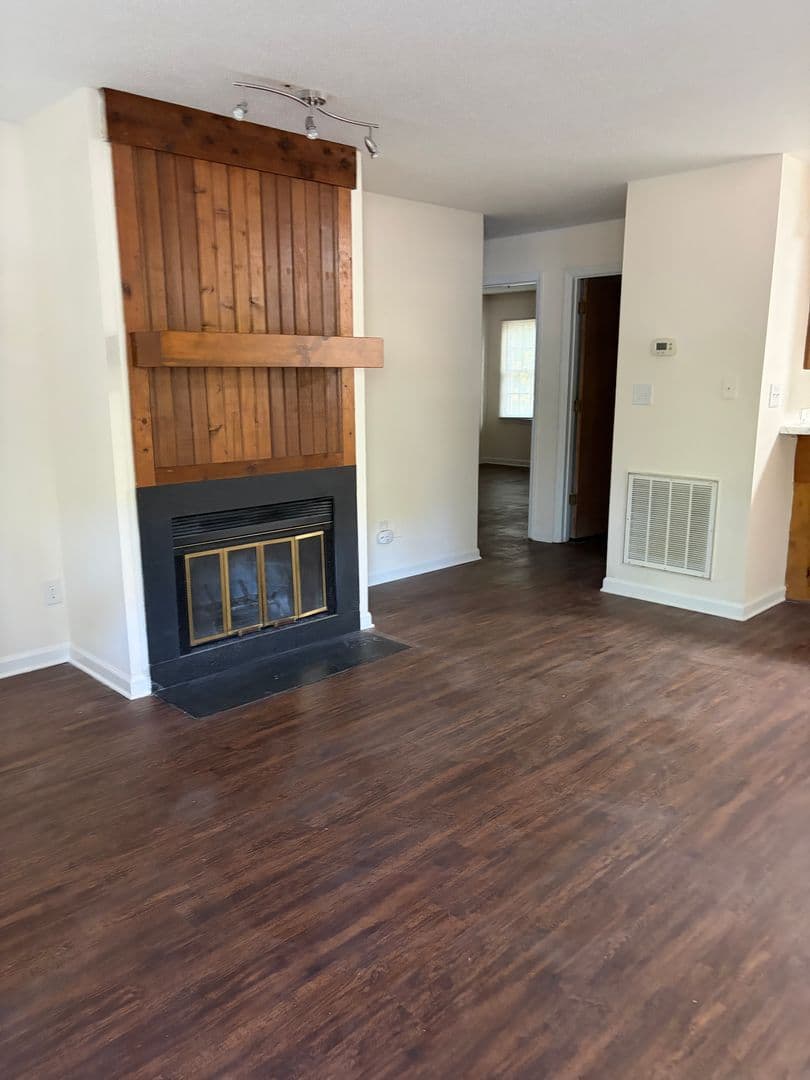 Raleigh Apartment: 2401-07 Sawmill Road