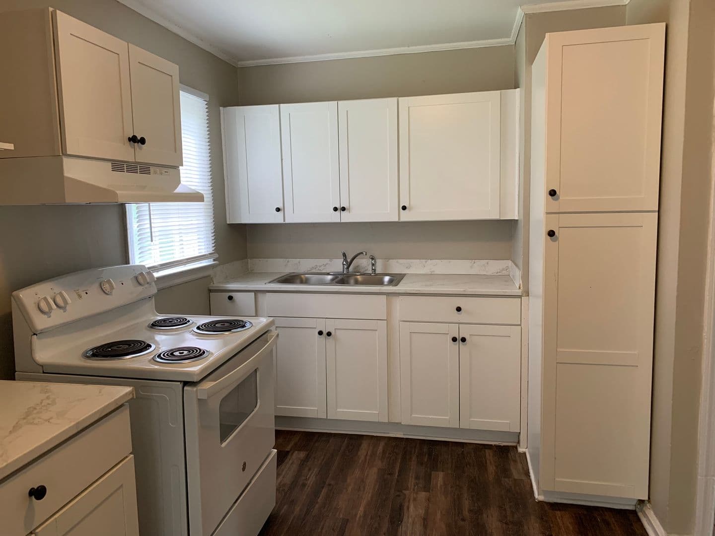 Raleigh House: 2209 Milburnie Road