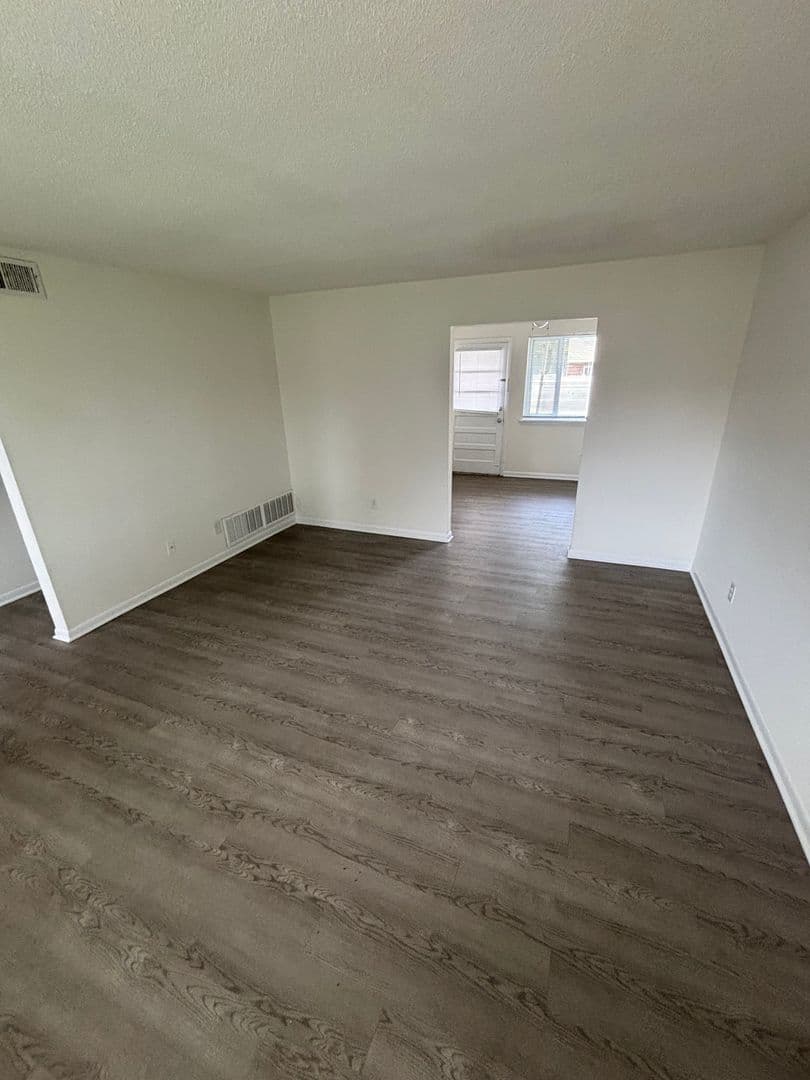 Raleigh Apartment: 2357 Champion Court