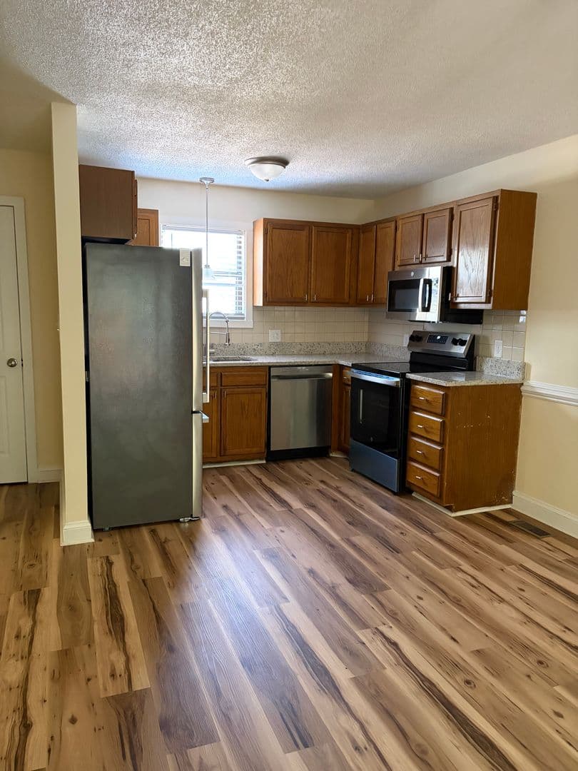 Raleigh Apartment: 7301 Leesville Road