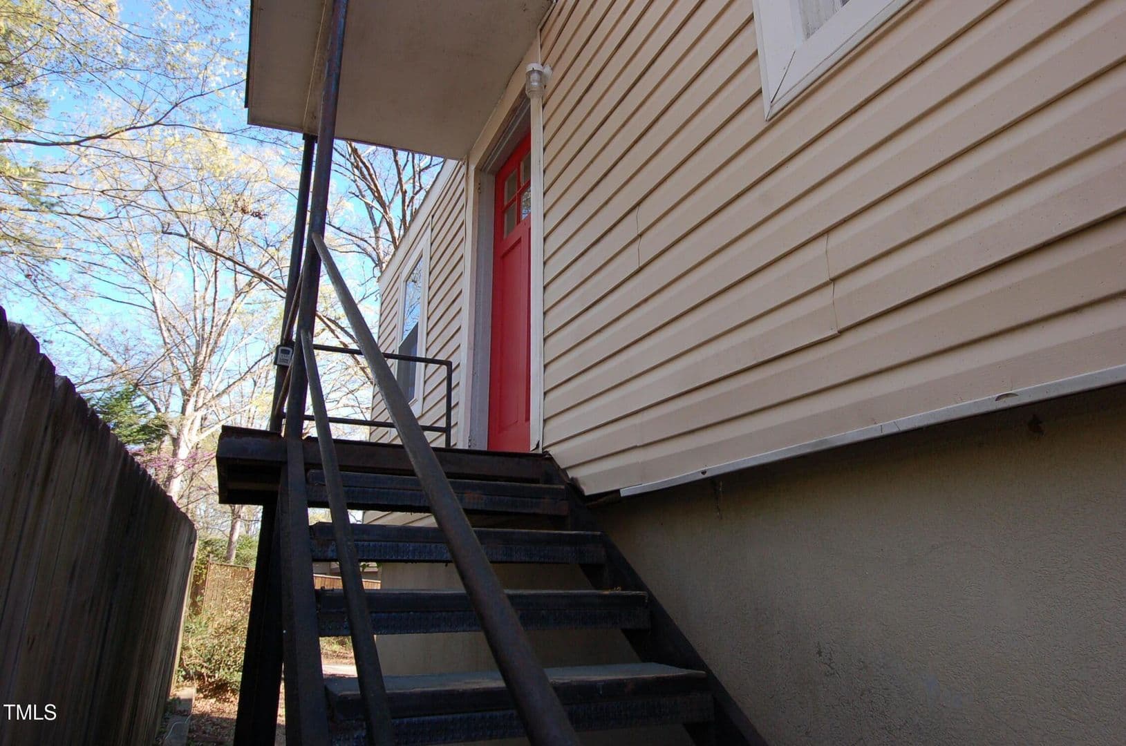 Raleigh Apartment: 3206 Ruffin Street