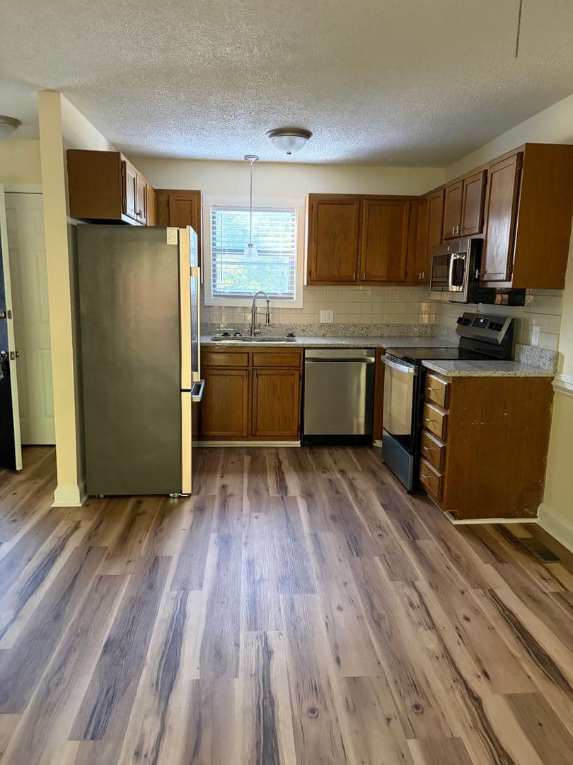 Raleigh Apartment: 7301 Leesville Road