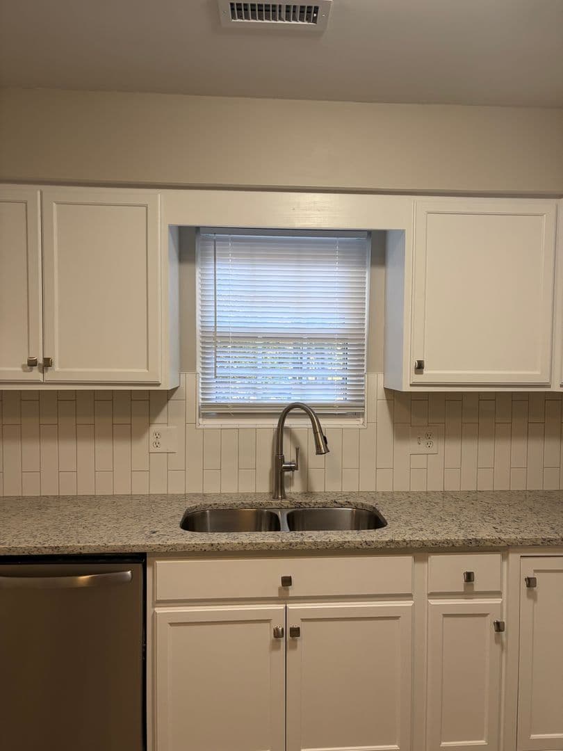 Raleigh Apartment: 5312 Grovewood Place