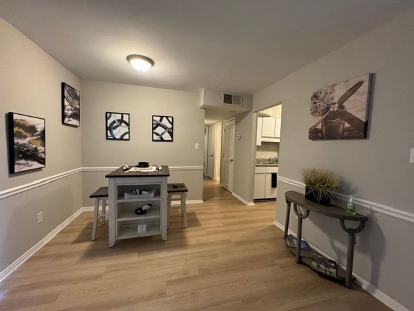 Cary Apartment: Ashton Woods