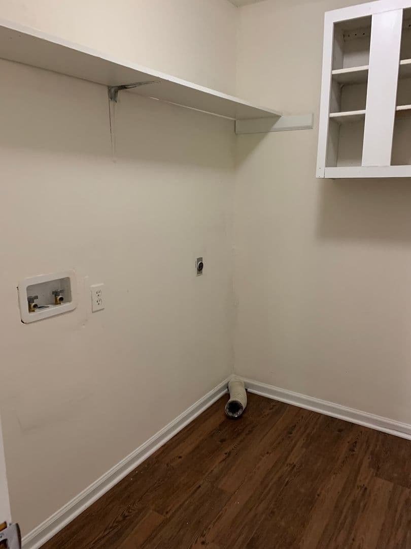 Raleigh Apartment: 4030-4042 Arckelton Drive