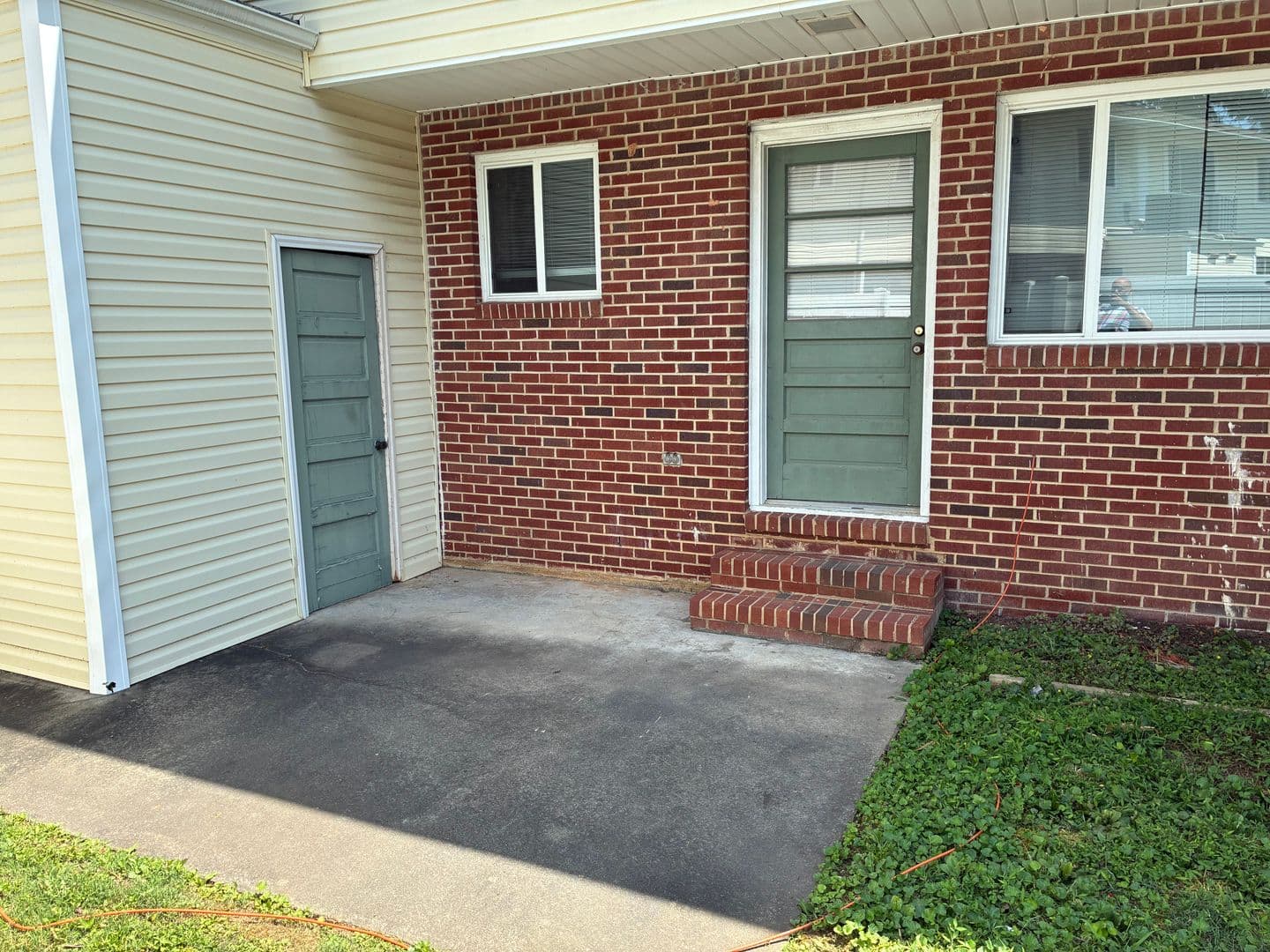 Raleigh House: 2359 Champion Court