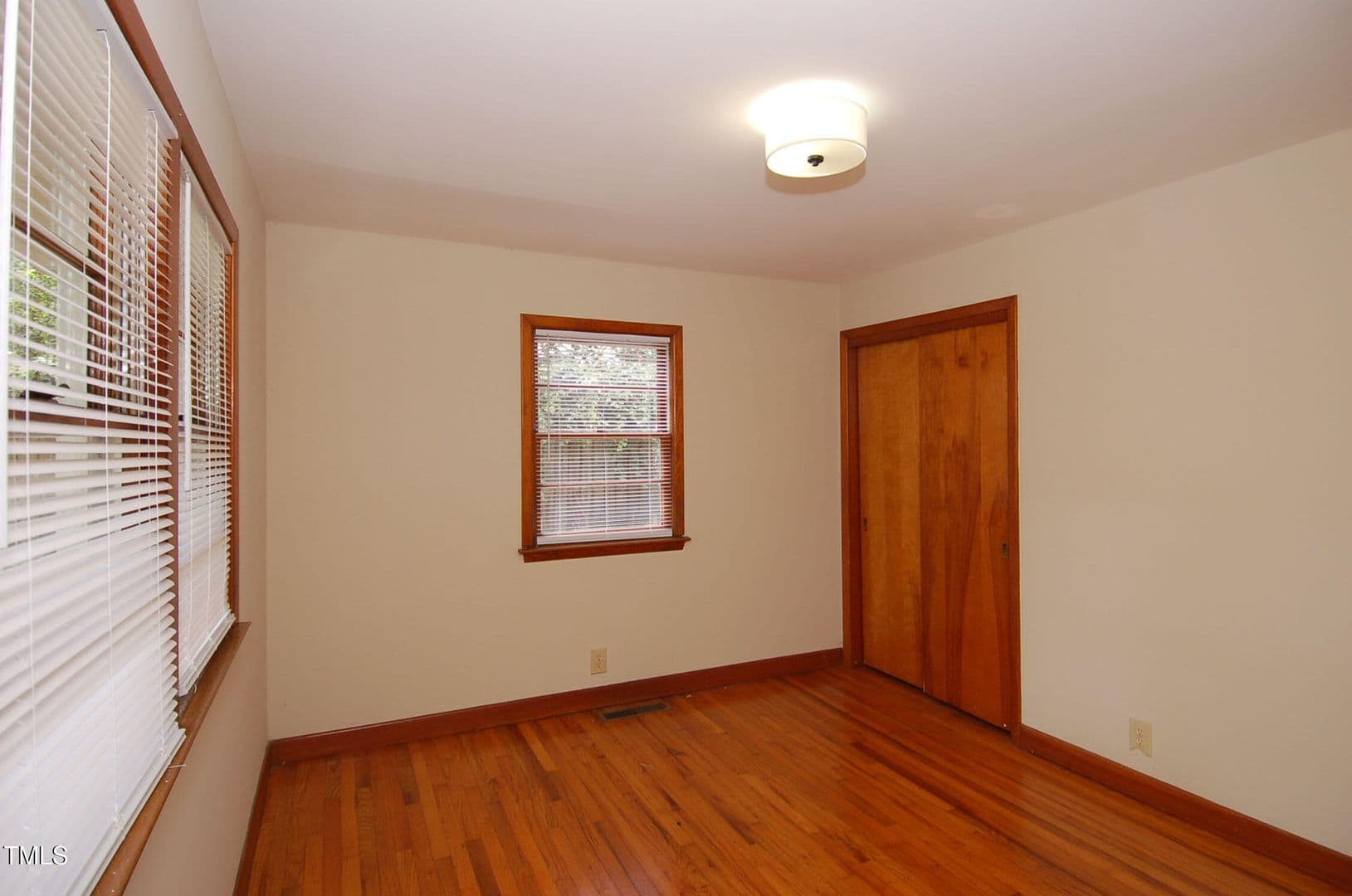 Raleigh Apartment: 3206 Ruffin Street