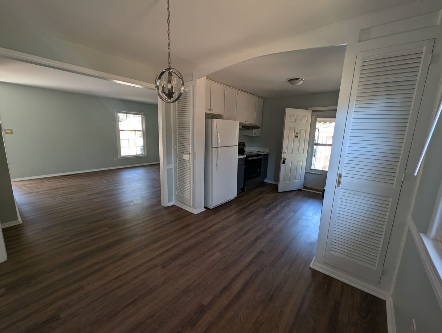 Raleigh House: 1208 Somerset Road
