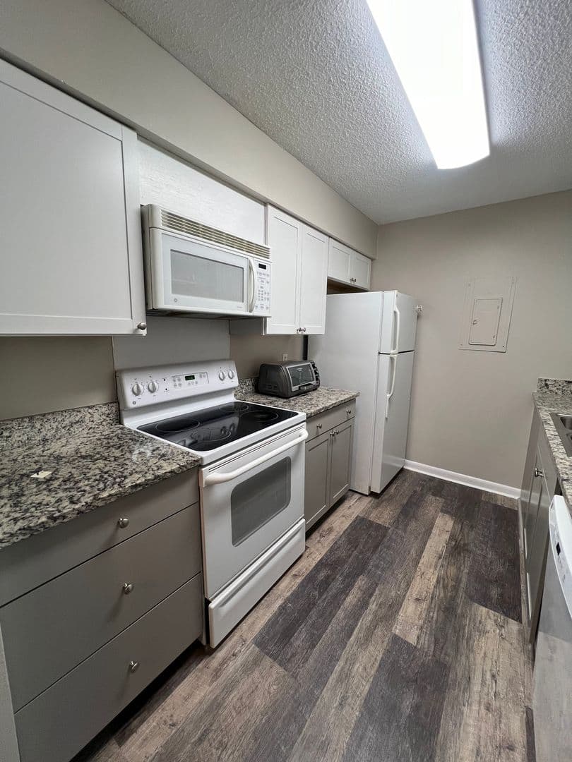 Raleigh Condo: 4519-B Edwards Mill Road