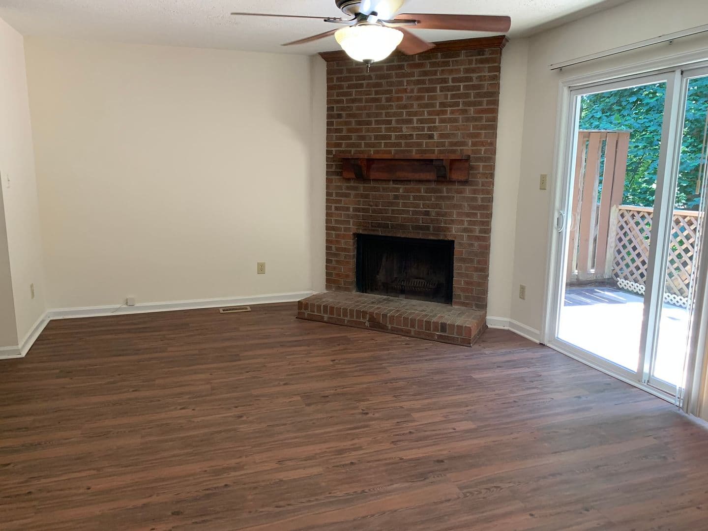 Raleigh Apartment: 4030-4042 Arckelton Drive