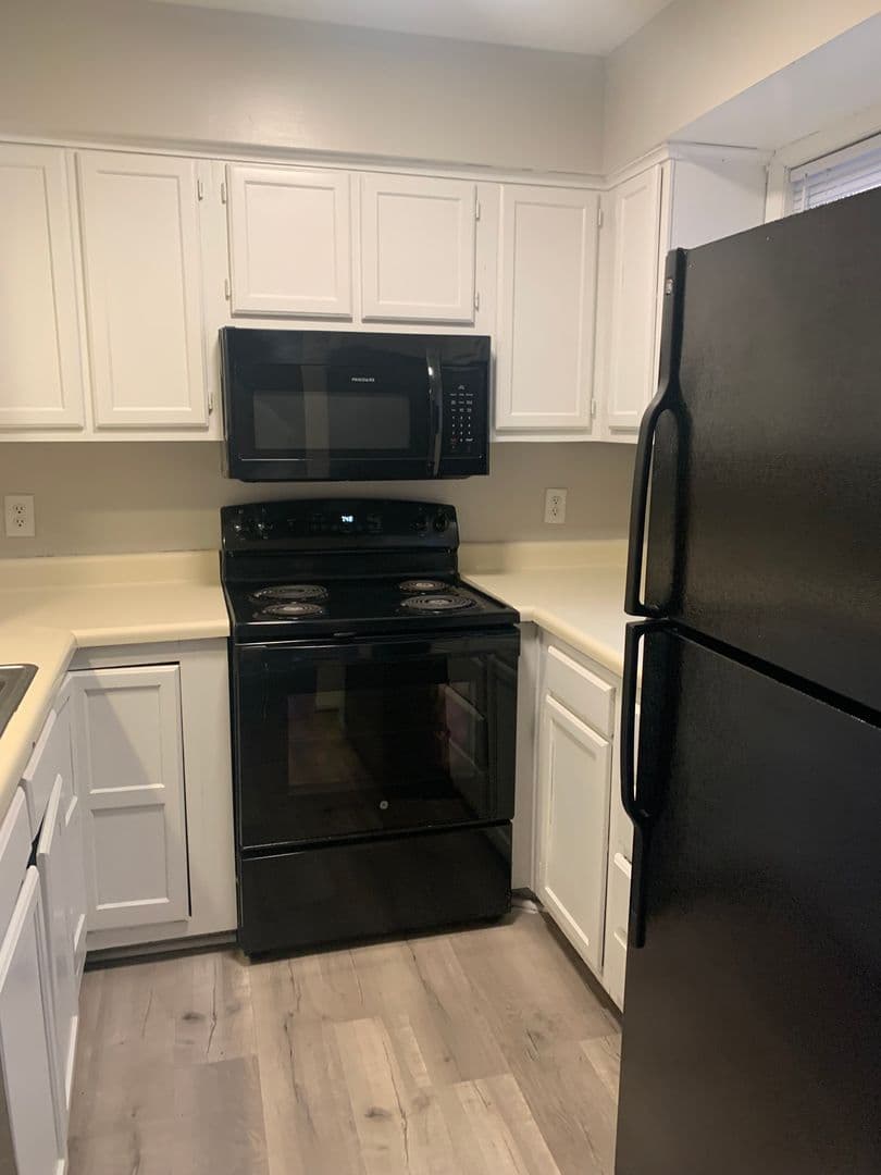 Raleigh Apartment: 4808 Wallingford Drive