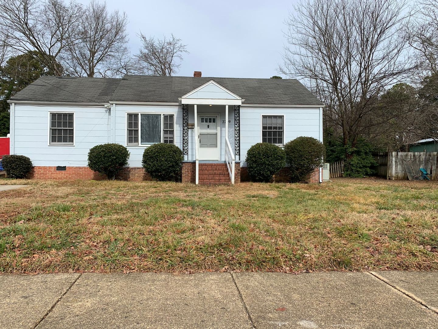 Raleigh House: 2209 Milburnie Road