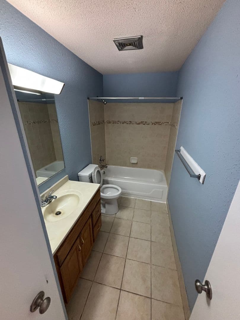 Raleigh Apartment: 2357 Champion Court