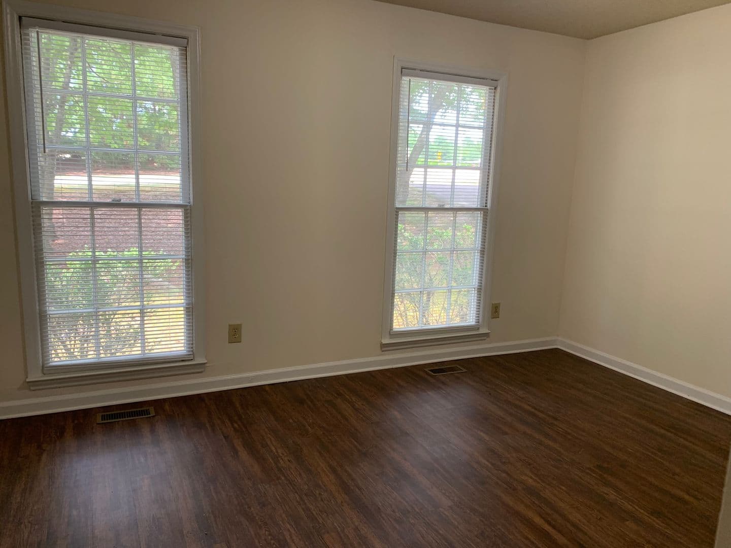 Raleigh Apartment: 2401-07 Sawmill Road