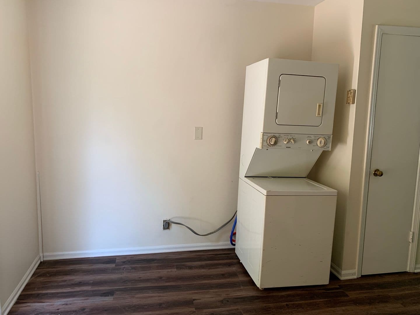 Raleigh Apartment: 4813 Brockton Drive