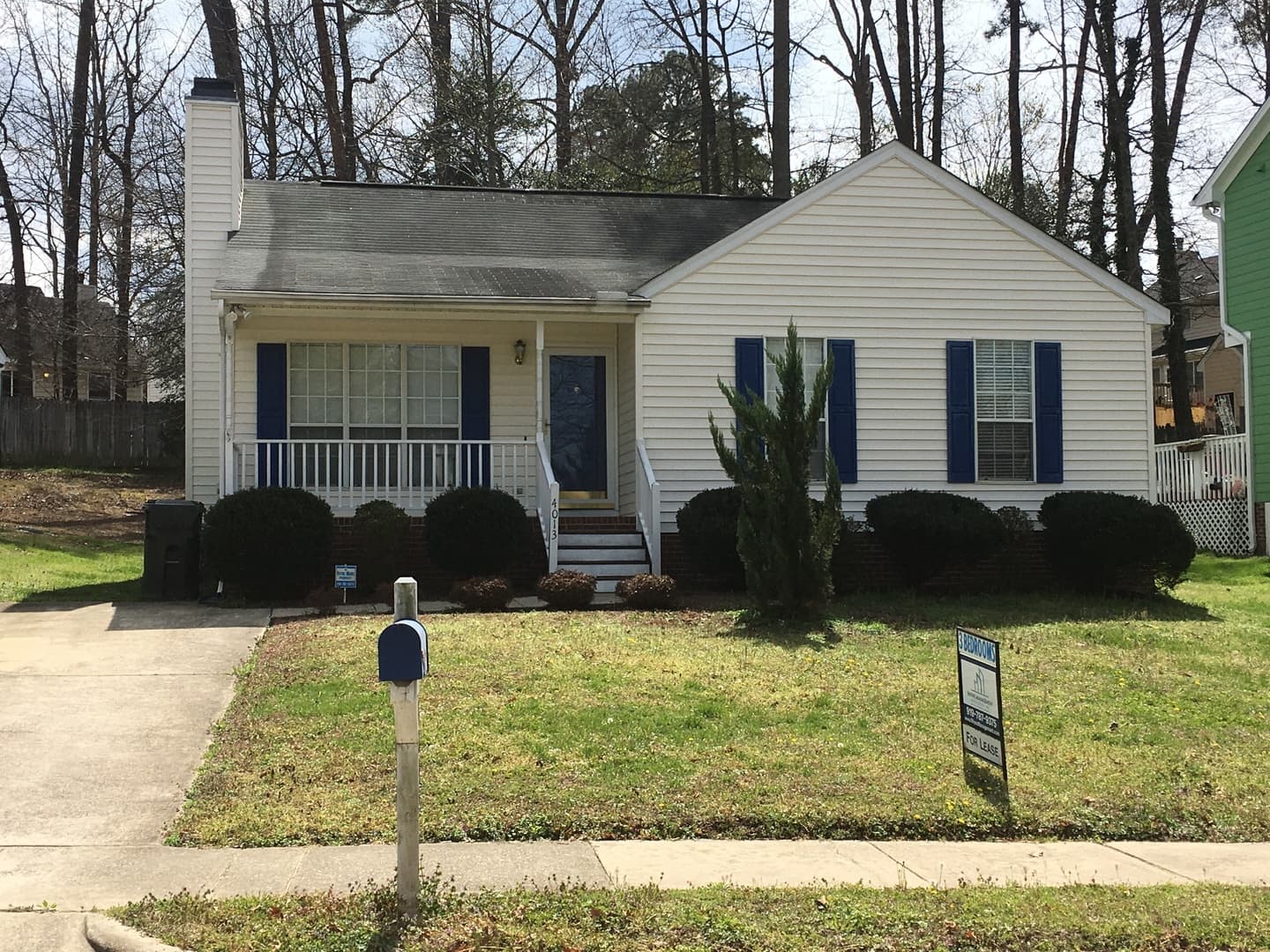 Raleigh House: 4013 Old Coach Road