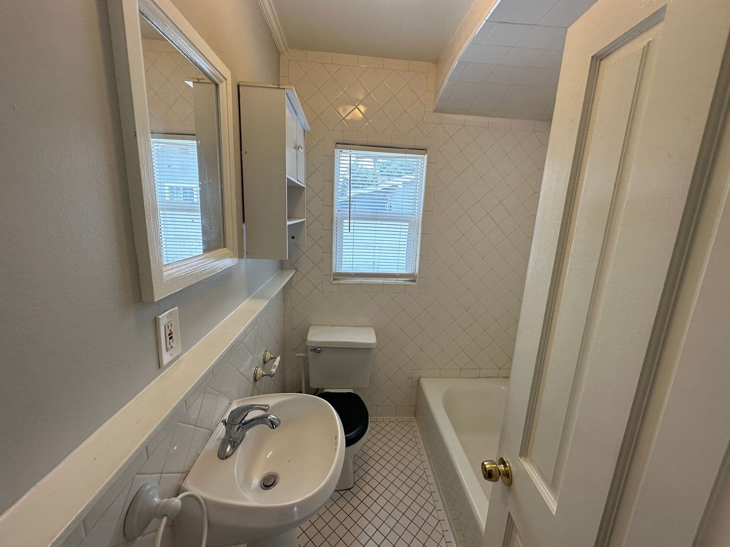Orange Apartment: 535 North Olive
