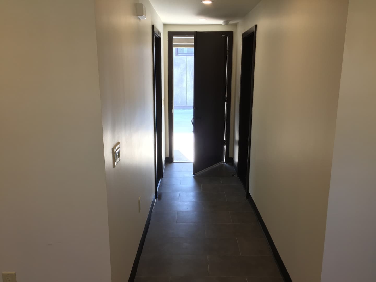 Orange Apartment: 468-470 North Olive St.