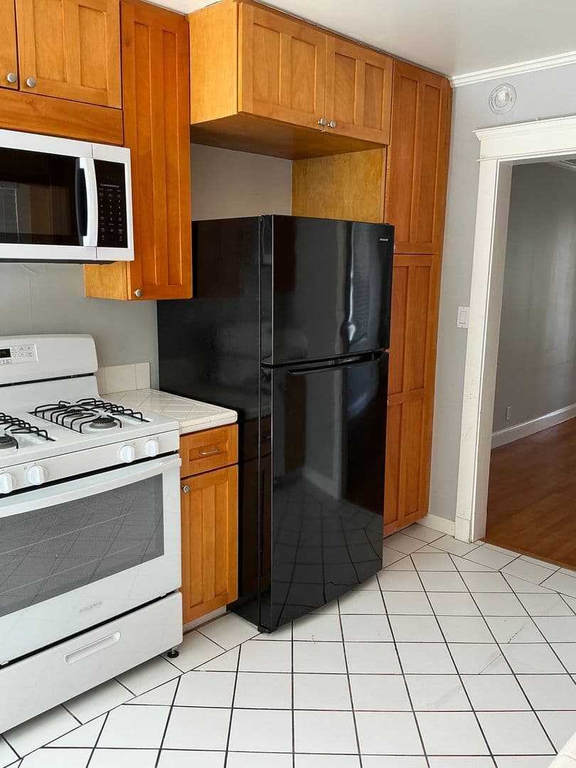 Orange Apartment: 535 North Olive