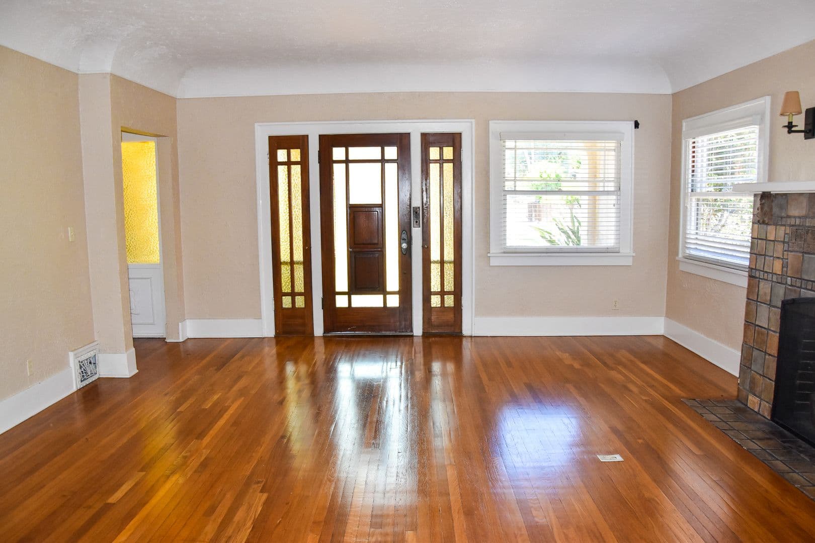 Orange House: 169 N. Harwood St.