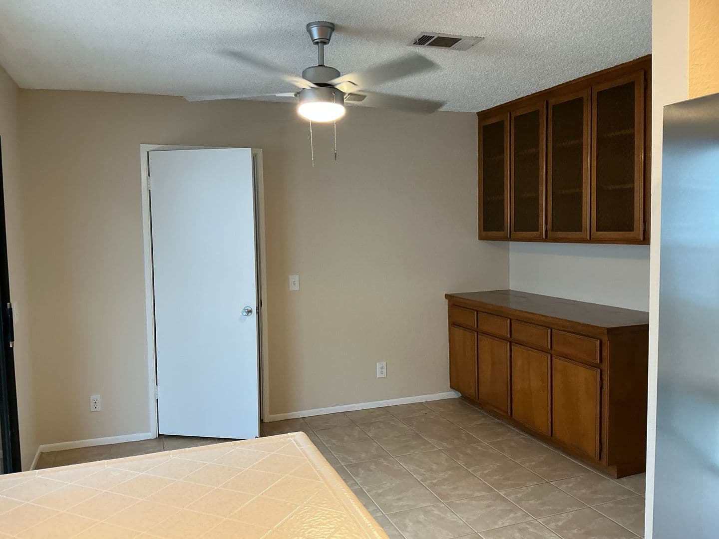 Orange Apartment: 530 East Sycamore Ave.