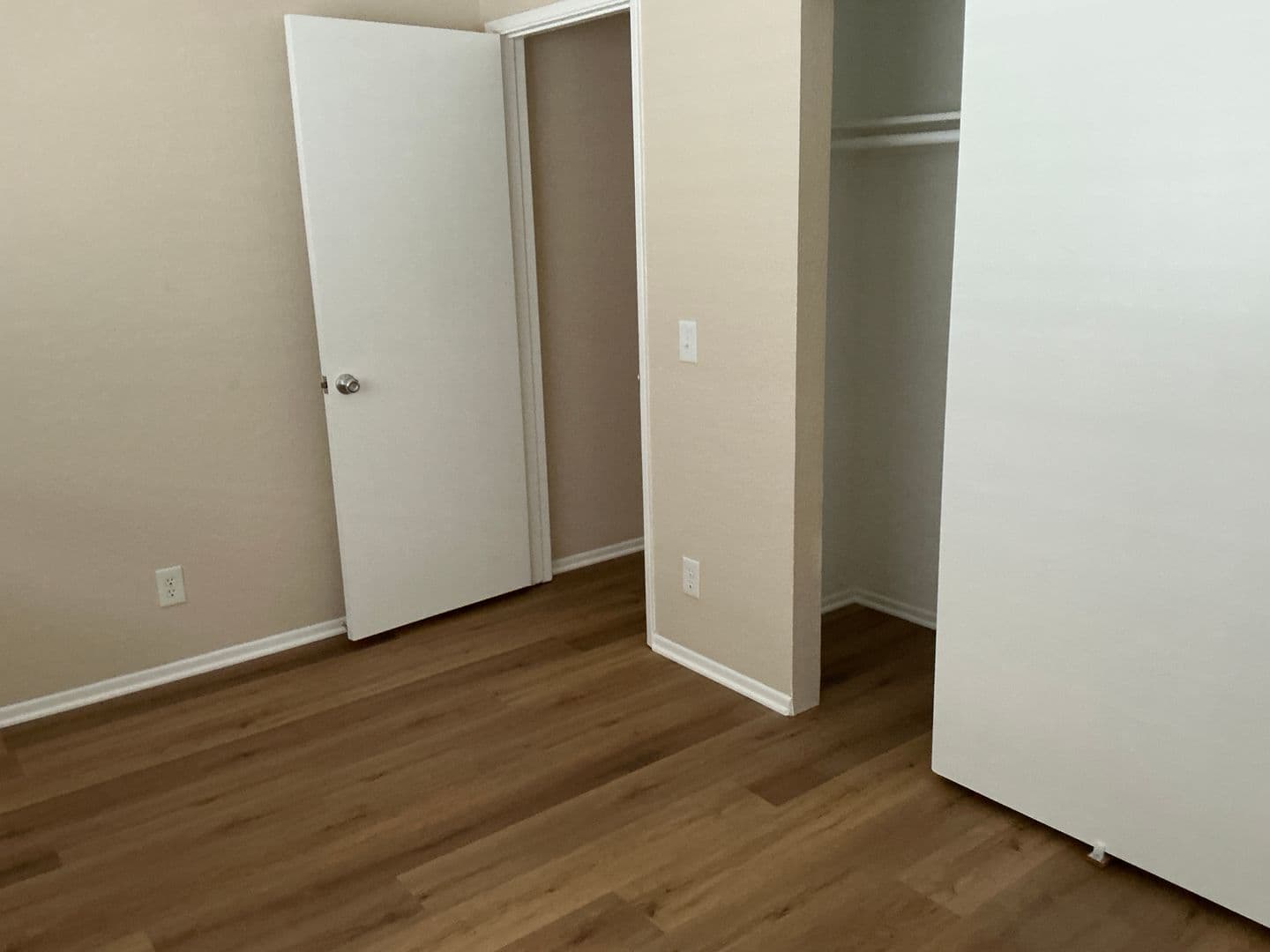 Orange Apartment: 530 East Sycamore Ave.