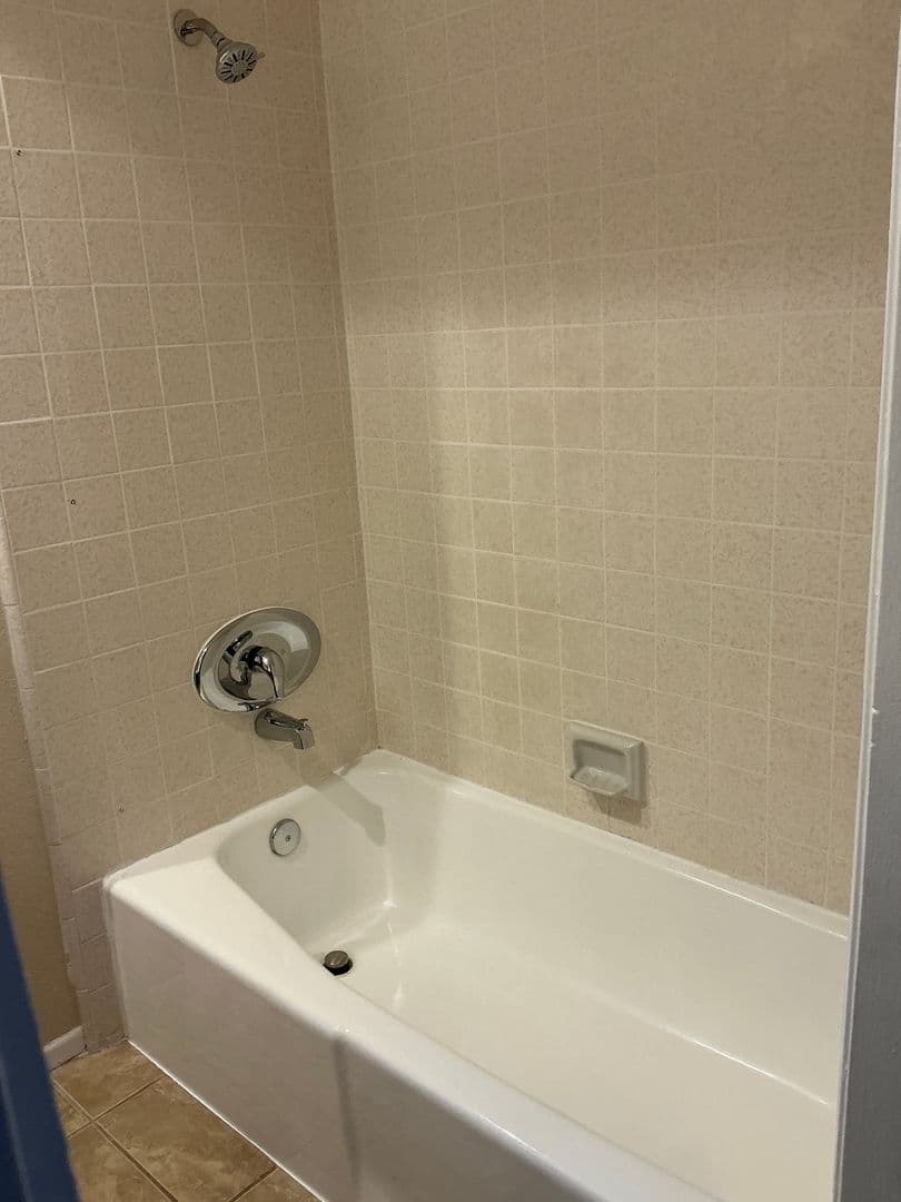 Orange Apartment: 530 East Sycamore Ave.