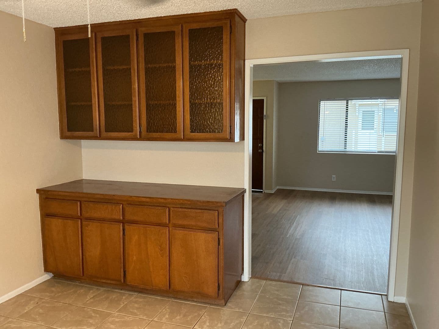 Orange Apartment: 530 East Sycamore Ave.