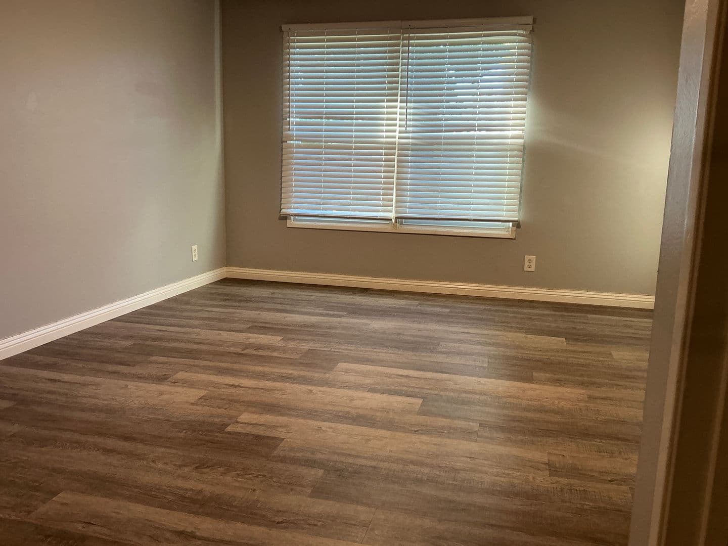 Orange Apartment: 2141 West Palmyra #A-D