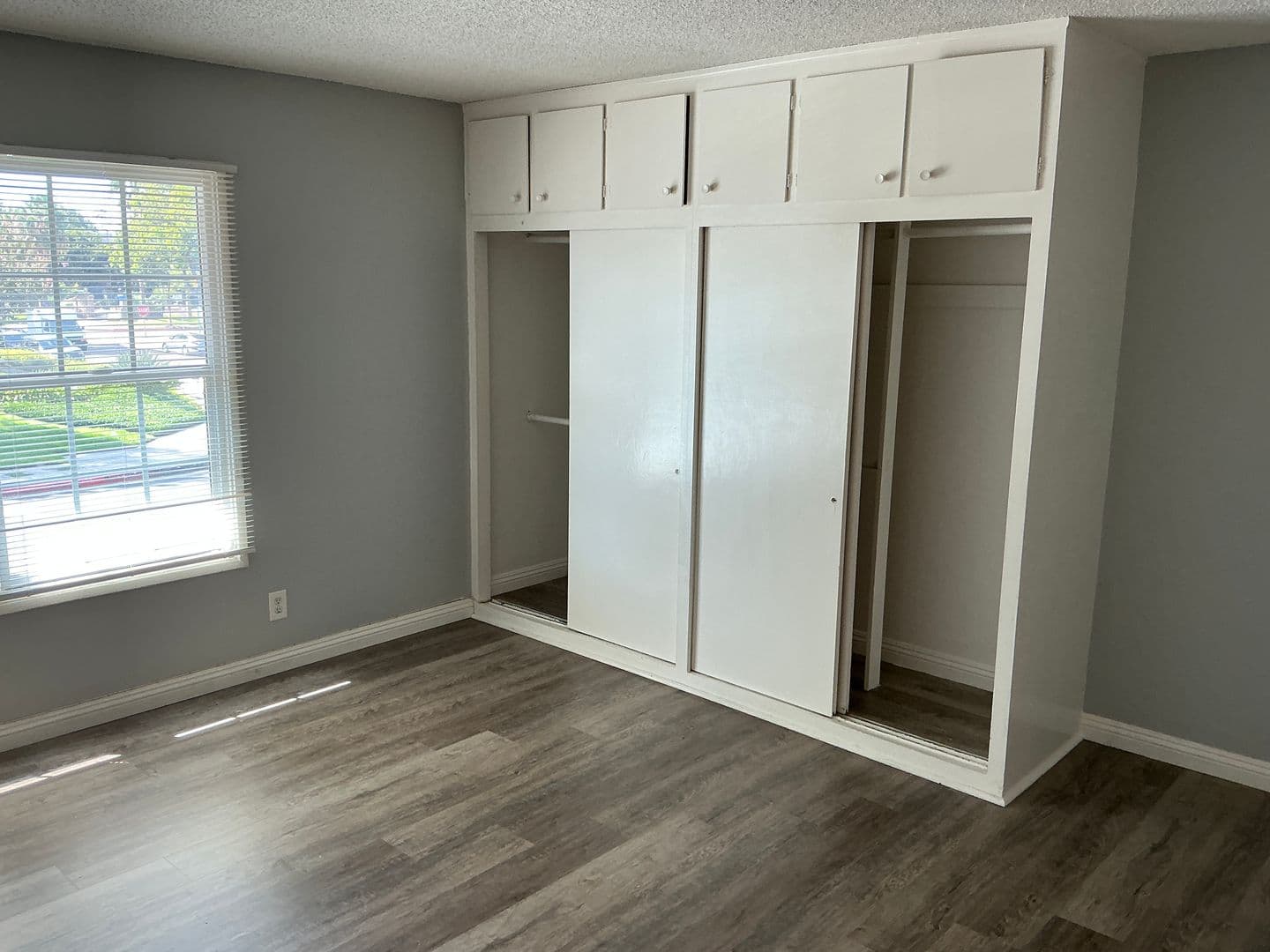 Orange Apartment: 2141 West Palmyra #A-D
